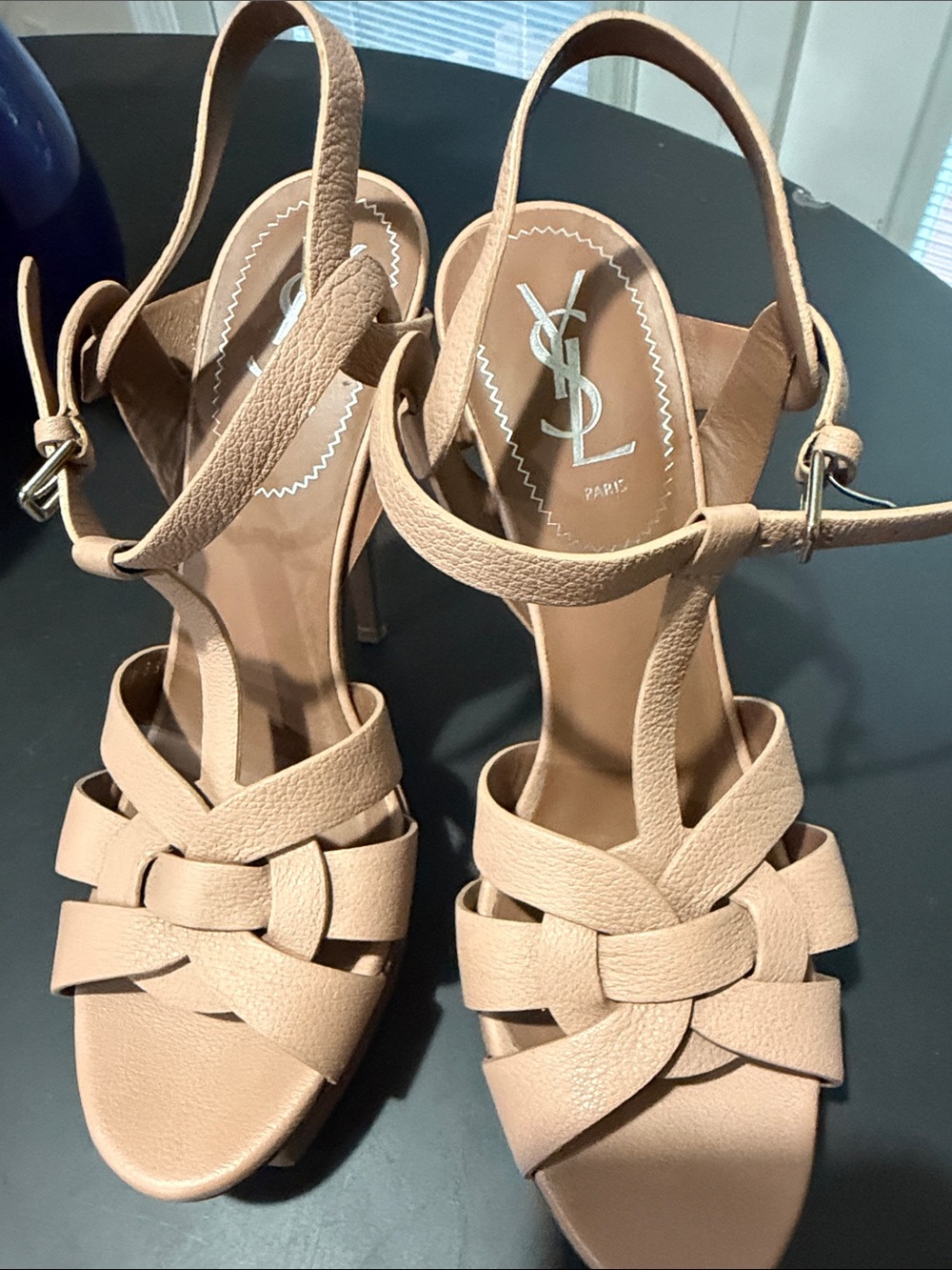 Saint Laurent Nude Tribute Leather Knot-Strap Heels - Picture 10 of 12